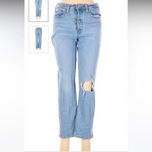 Levi’s | Women Jeans | 505 mid rise straight leg distressed denim | Size 8 Med